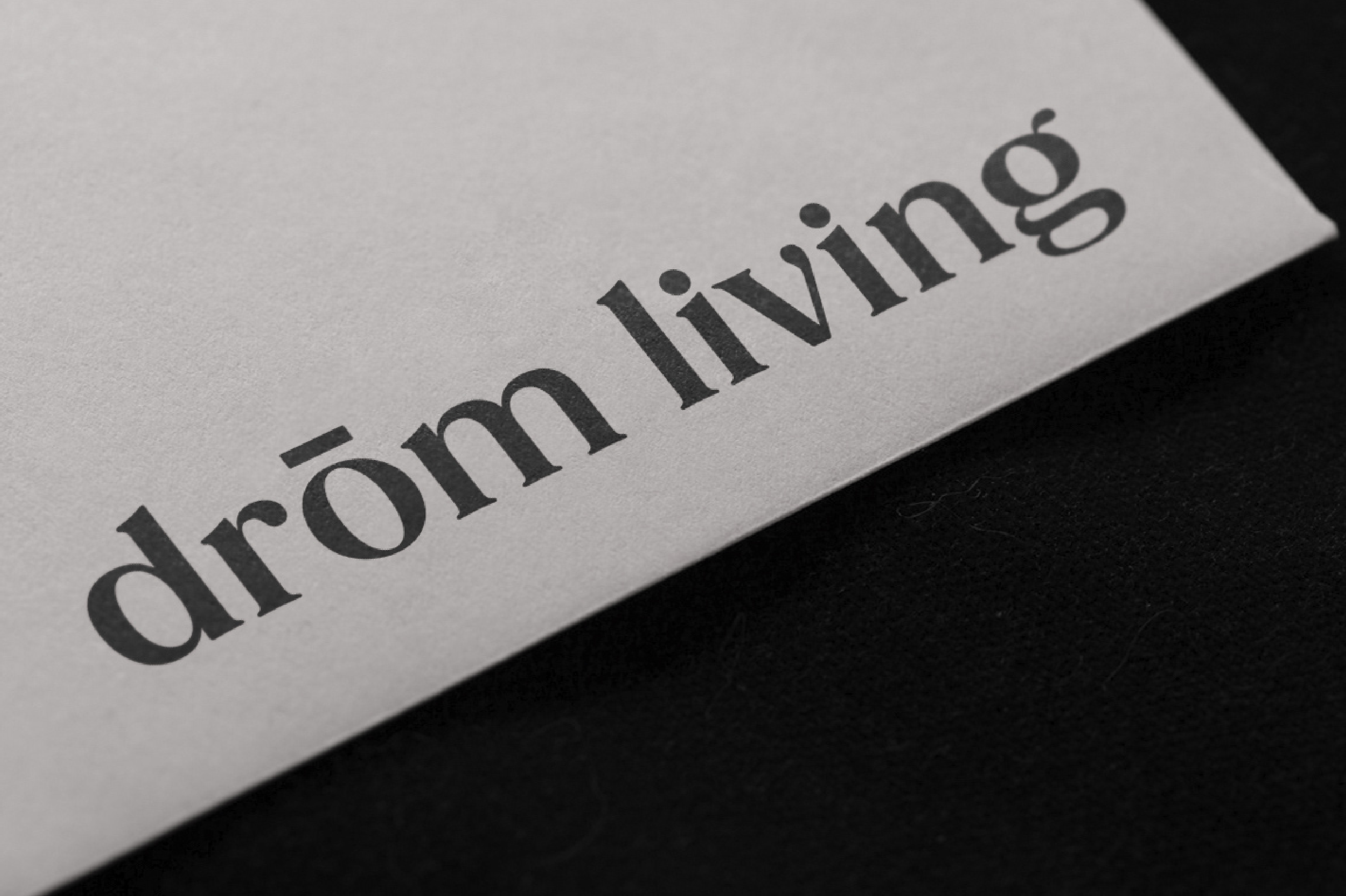 DRÖM-LIVING-IDENTITY-LOGO-CORPORATE-TYPO